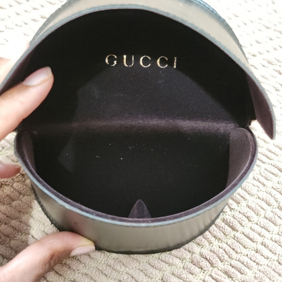 Authentic Gucci Frames - Picture 4 of 11